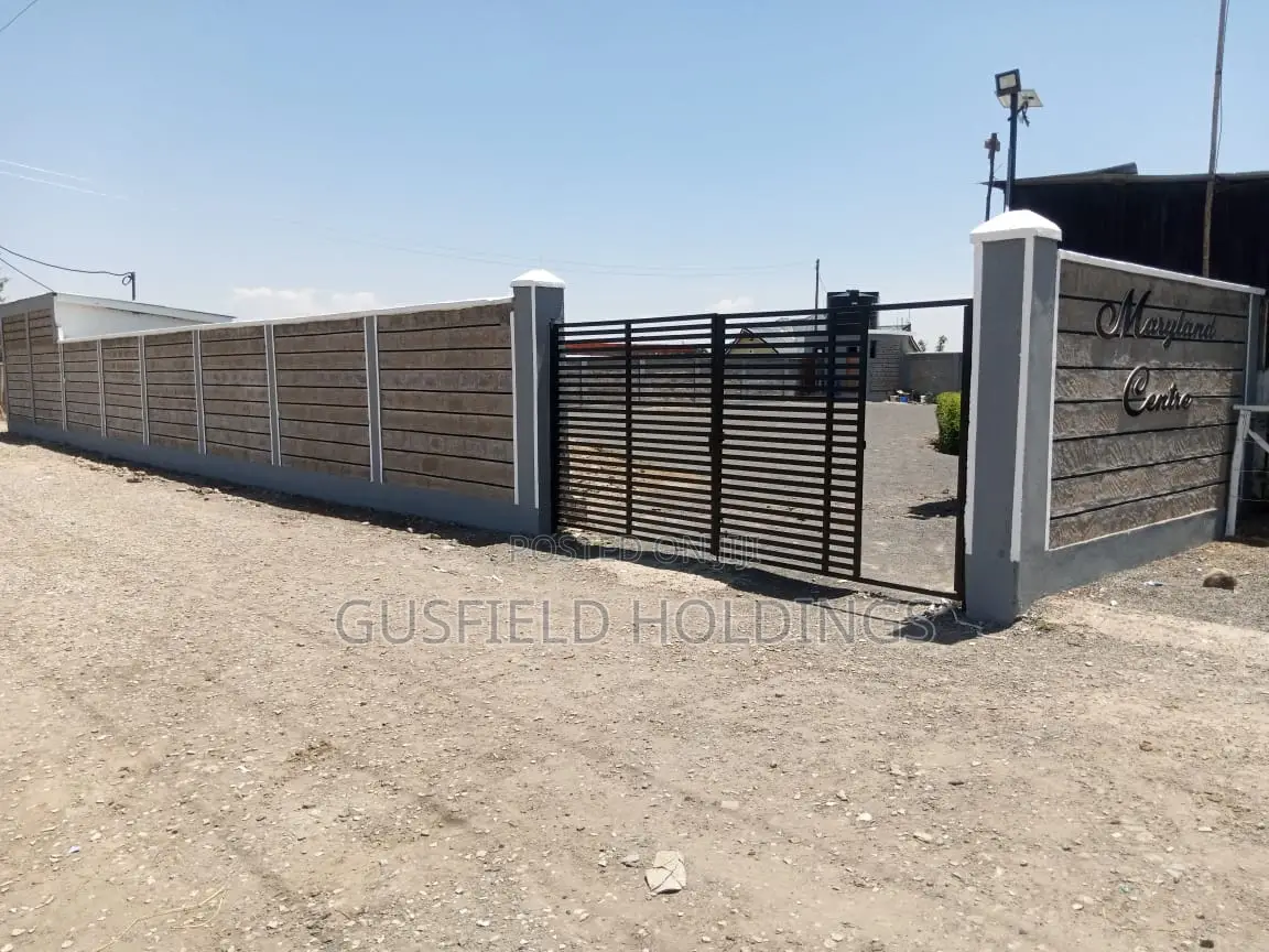 Large Yard/Commercial Space to Let