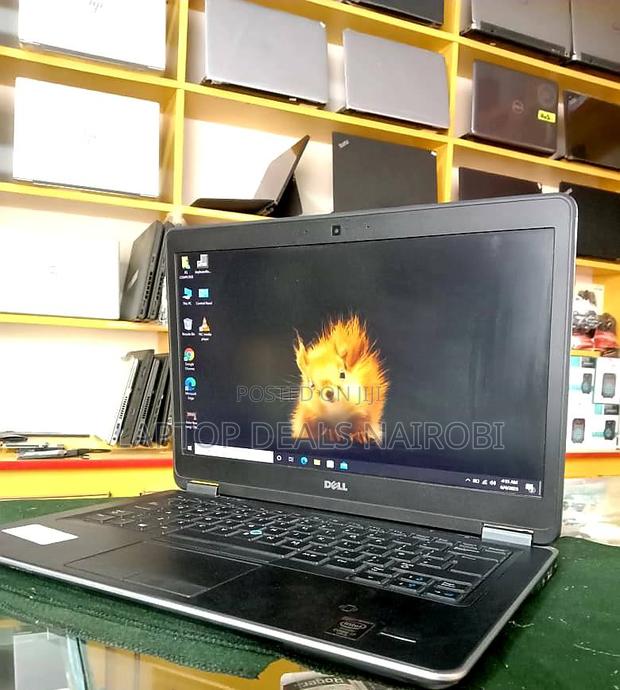 Laptop Dell Latitude 7440 16GB Intel Core i3 HDD+SSD 500GB