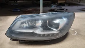 Volkswagen Touran Headlight