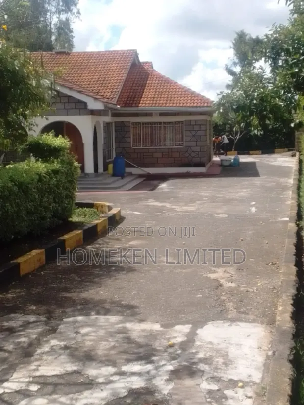 4bdrm House in On Half Acre,, Ngong for sale