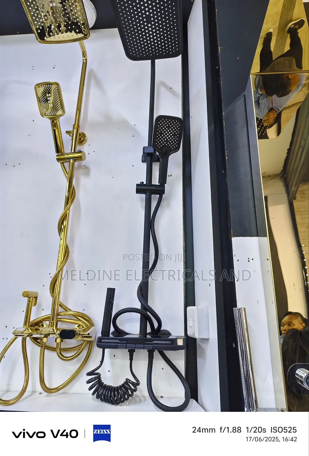 Keyboard Shower Mixer Black