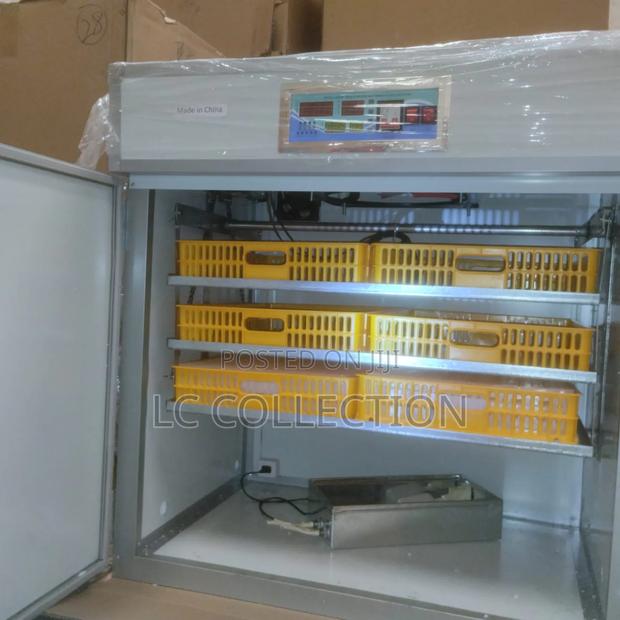 300eggs Electric Incubator - main view