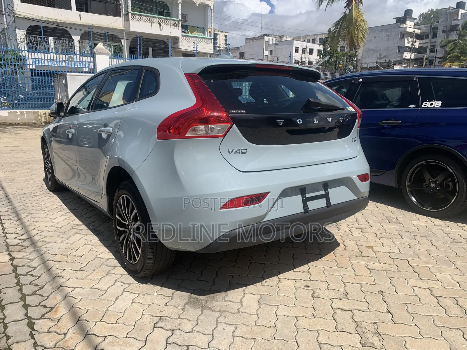 Volvo V40 2018 Teal