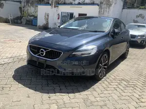 Volvo V40 2018 Blue