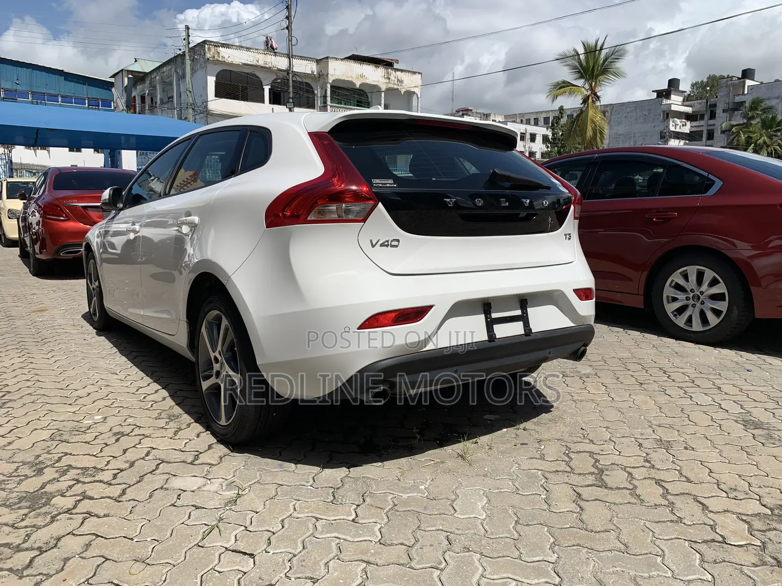 Volvo V40 2018 Off white