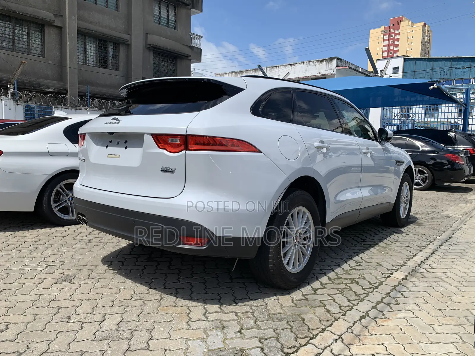 Jaguar F-Pace 20d Premium AWD 2018 White