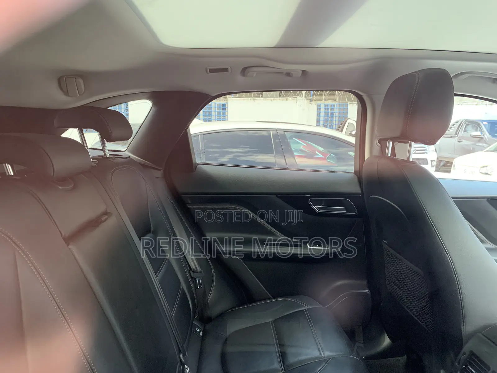 Jaguar F-Pace 20d Premium AWD 2018 White