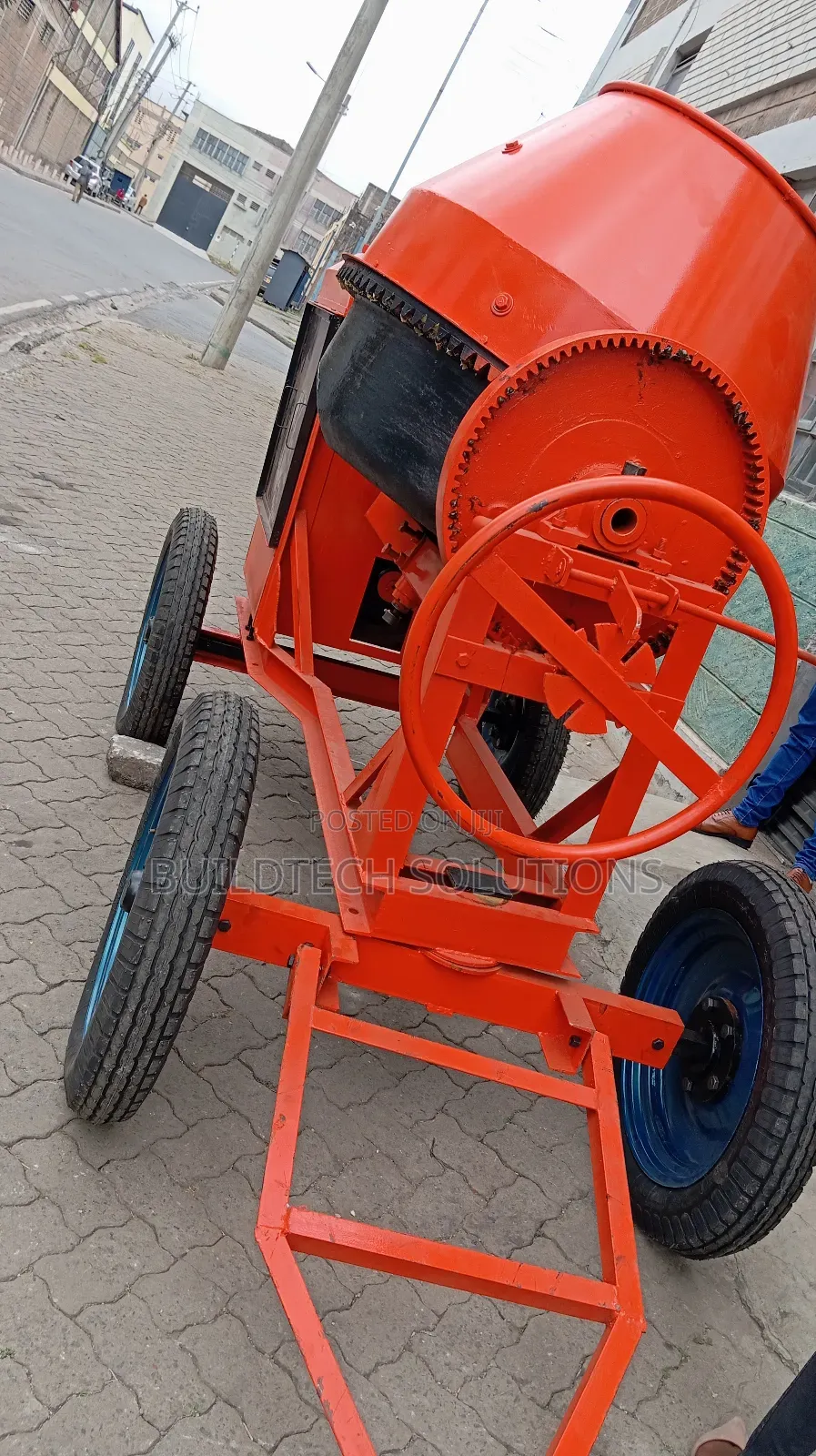 6.5hp Titan Mixer