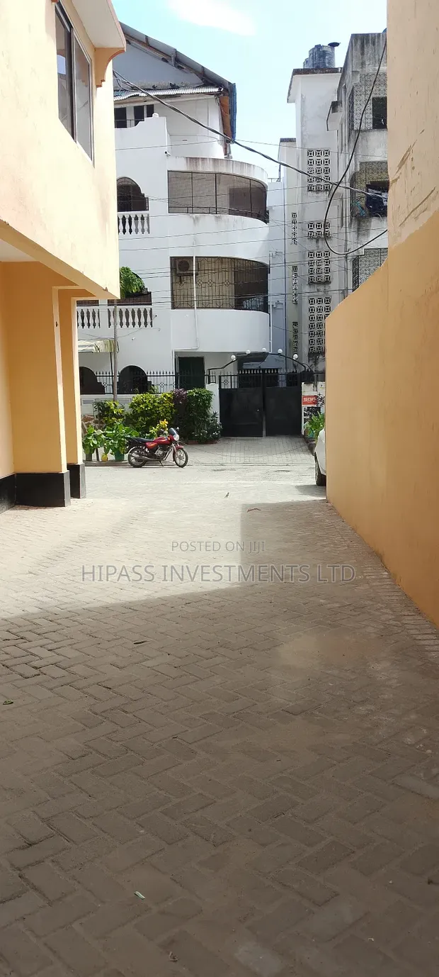 3bdrm Block of Flats in Stadium, Tononoka for rent