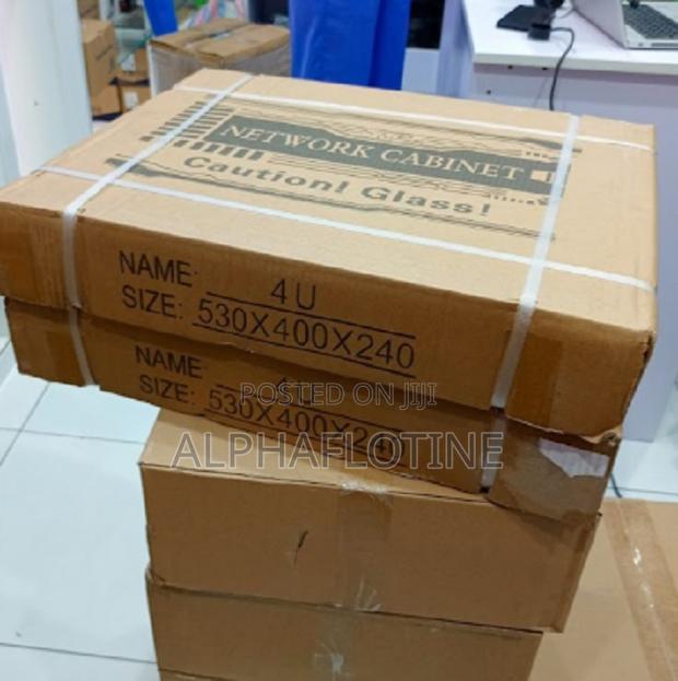 4 Rack Units (4u) With Removable/Lockable Side Panels Security Device - main view