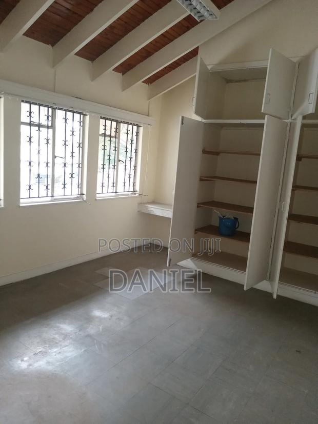 Three Bedroom Commercial Townhouse to Let in Westlands - thumbnail 9