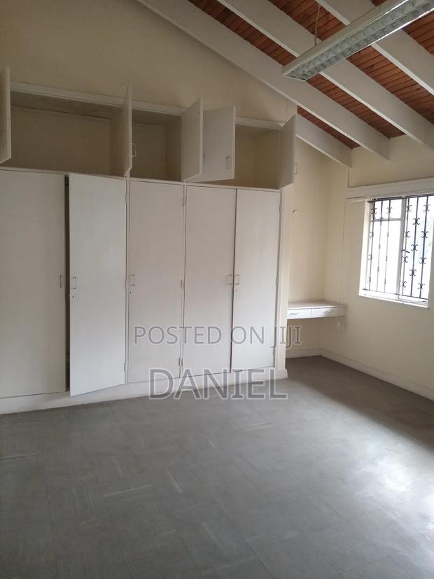 Three Bedroom Commercial Townhouse to Let in Westlands - thumbnail 10