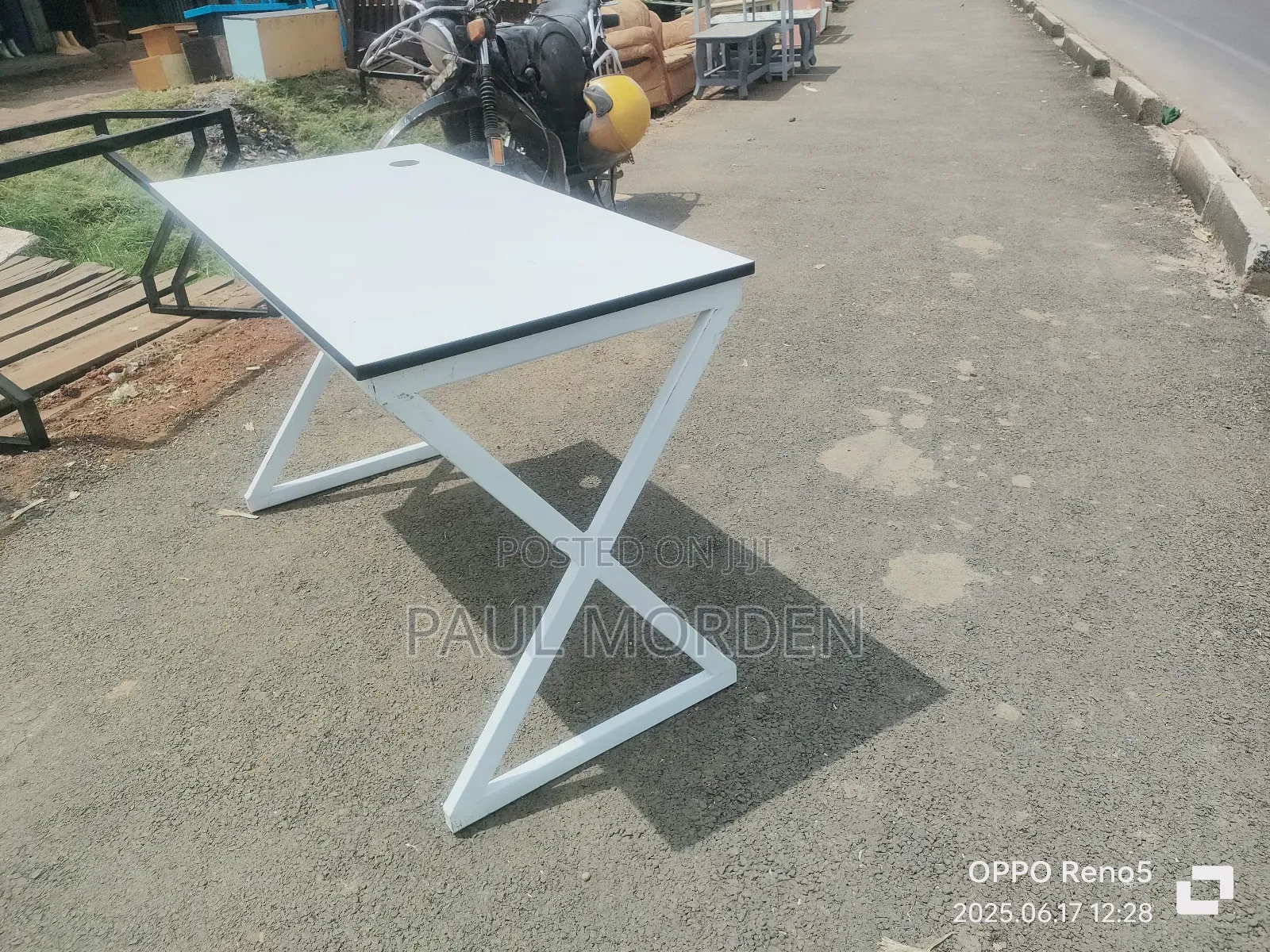 White Standing Mettalic Table