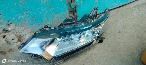 Mitsubishi Outlander Headlight 2018 Xenon