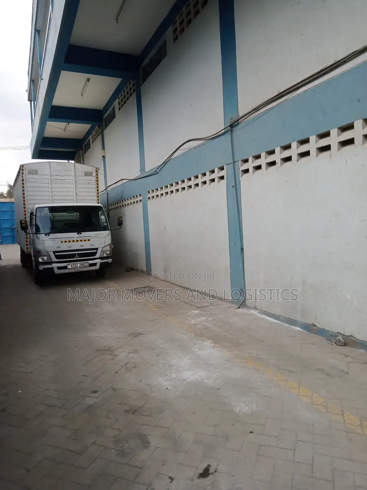 Canter High Roof Available for Transport