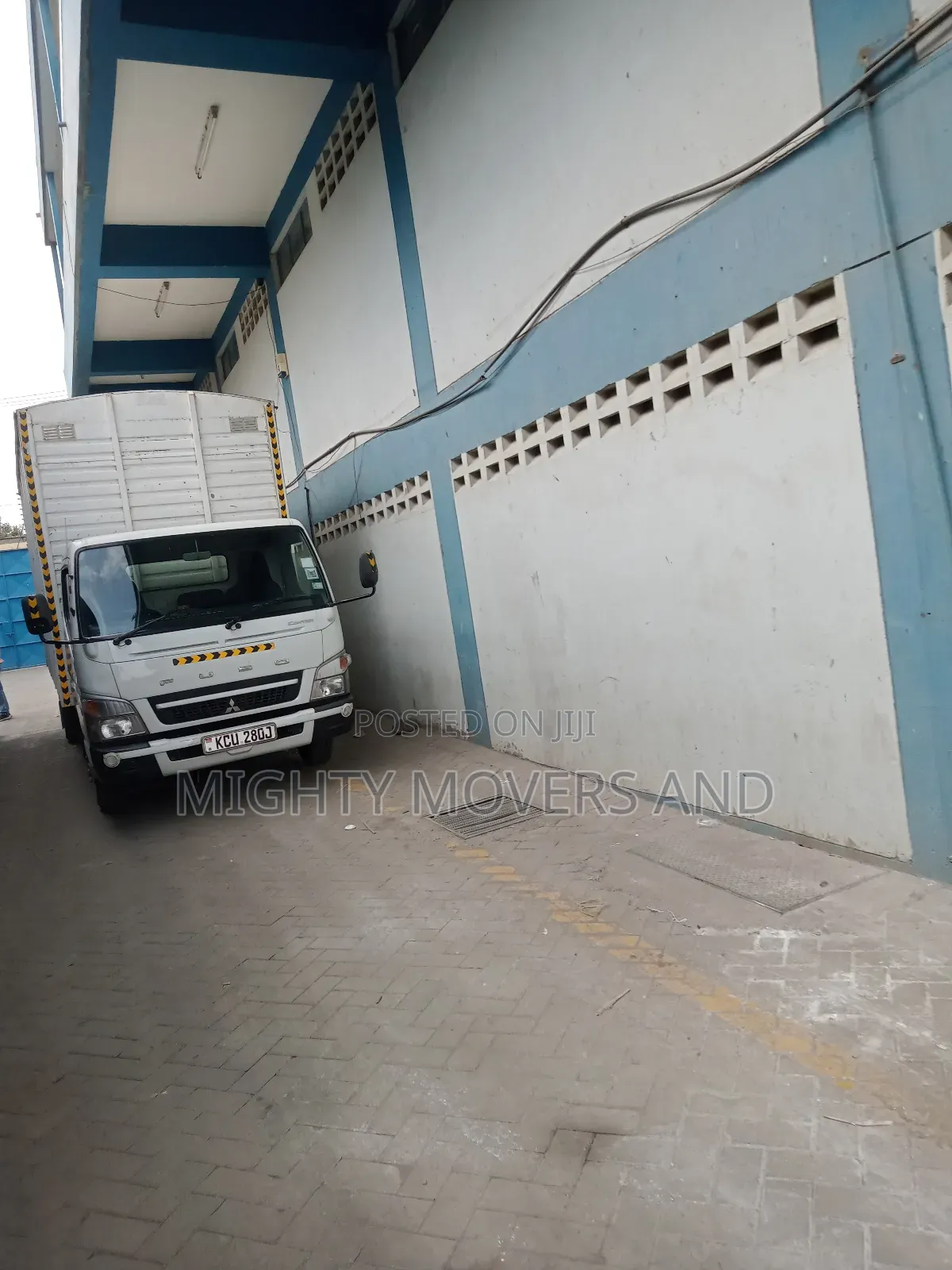 Canter High Roof Available for Transport