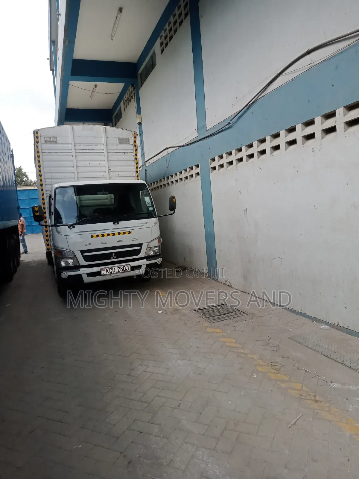 Canter High Roof Available for Transport
