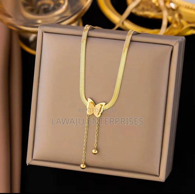 Hypoallergenic Necklace - thumbnail 3