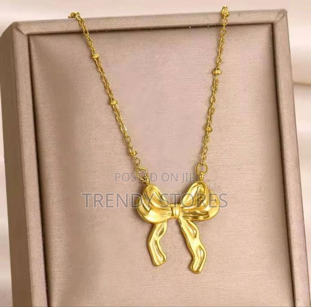 Hypoallergenic Necklace - thumbnail 2