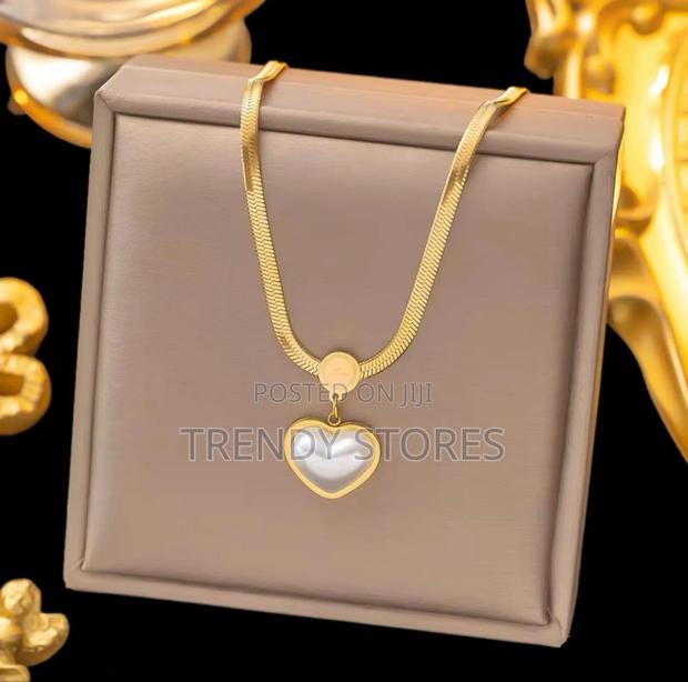 Hypoallergenic Necklace - main view