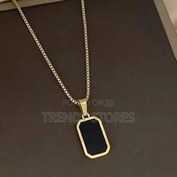 Hypoallergenic Necklace - main view
