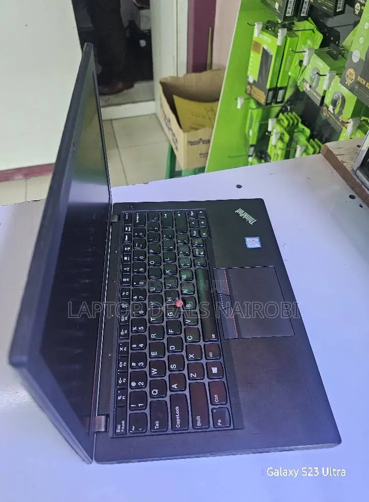 Laptop Lenovo ThinkPad 240X 8GB Intel Core I5 SSD 256GB