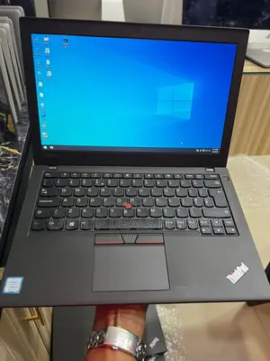Laptop Lenovo ThinkPad X250 8GB Intel Core I5 HDD+SSD 500GB