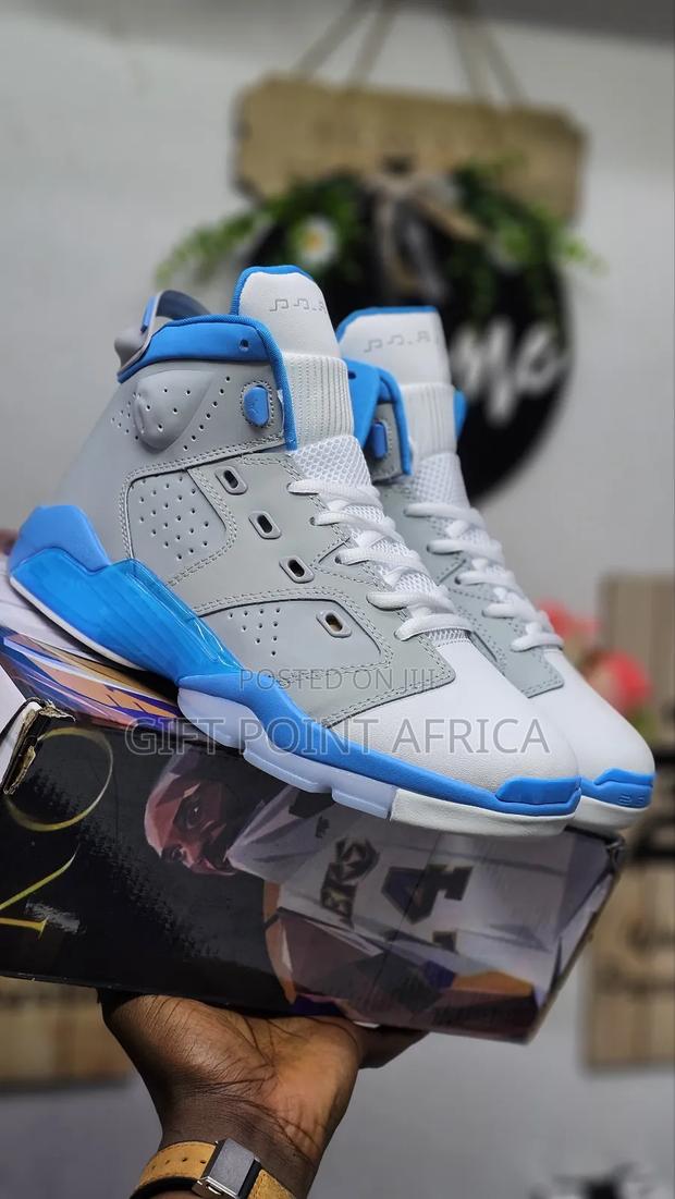 Jordan 6 Retro Grey Sneakers - main view