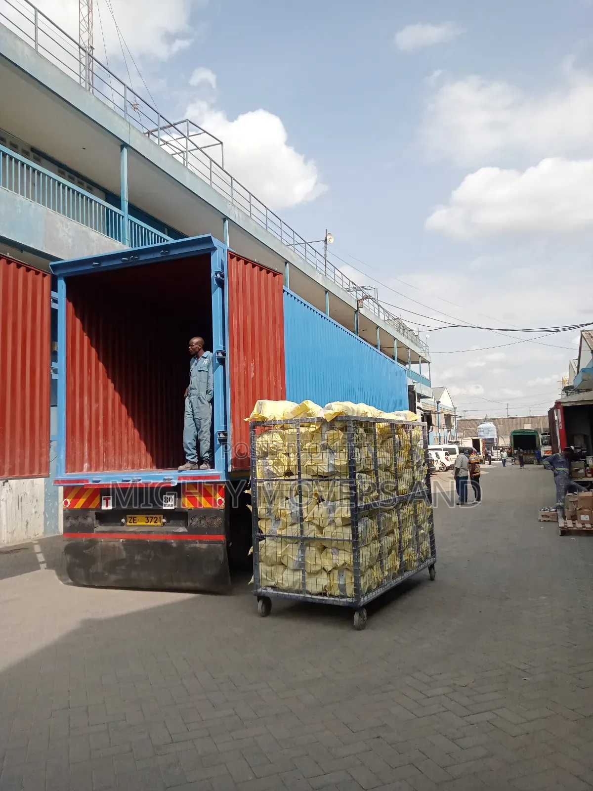 Box Body Trailers Available for Transport.