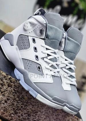 Jordan 6 Retro Sneakers - thumbnail 2