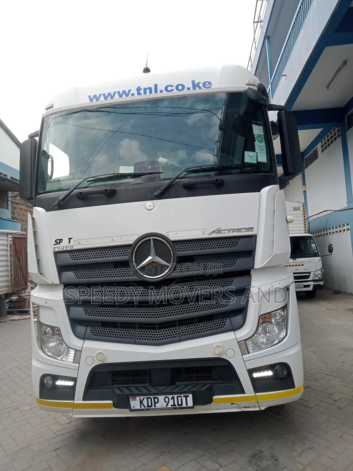 Trailer Accessible for Inter. Country Transport Services.