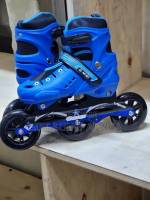 Professional Roller Speed Skates With Three 100mm Wheels