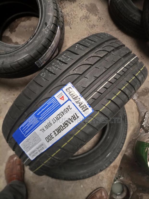 245/45zr17 99w Goddard Tyres - main view