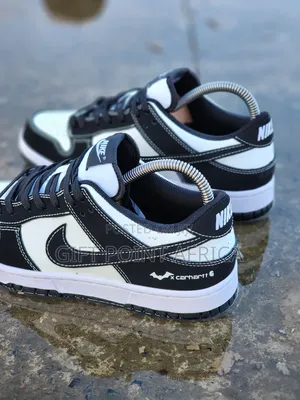 *Batman X Nike Sb Dunks*Sneakers