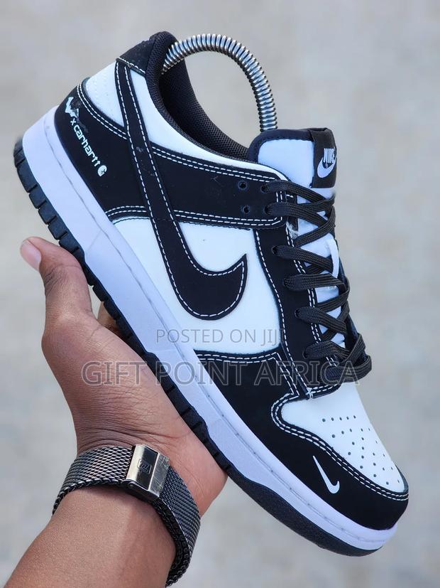 *Batman X Nike Sb Dunks* Sneakers - main view