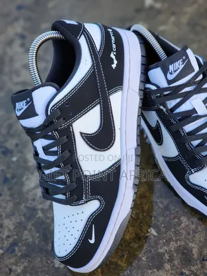 *Batman X Nike Sb Dunks* Sneakers
