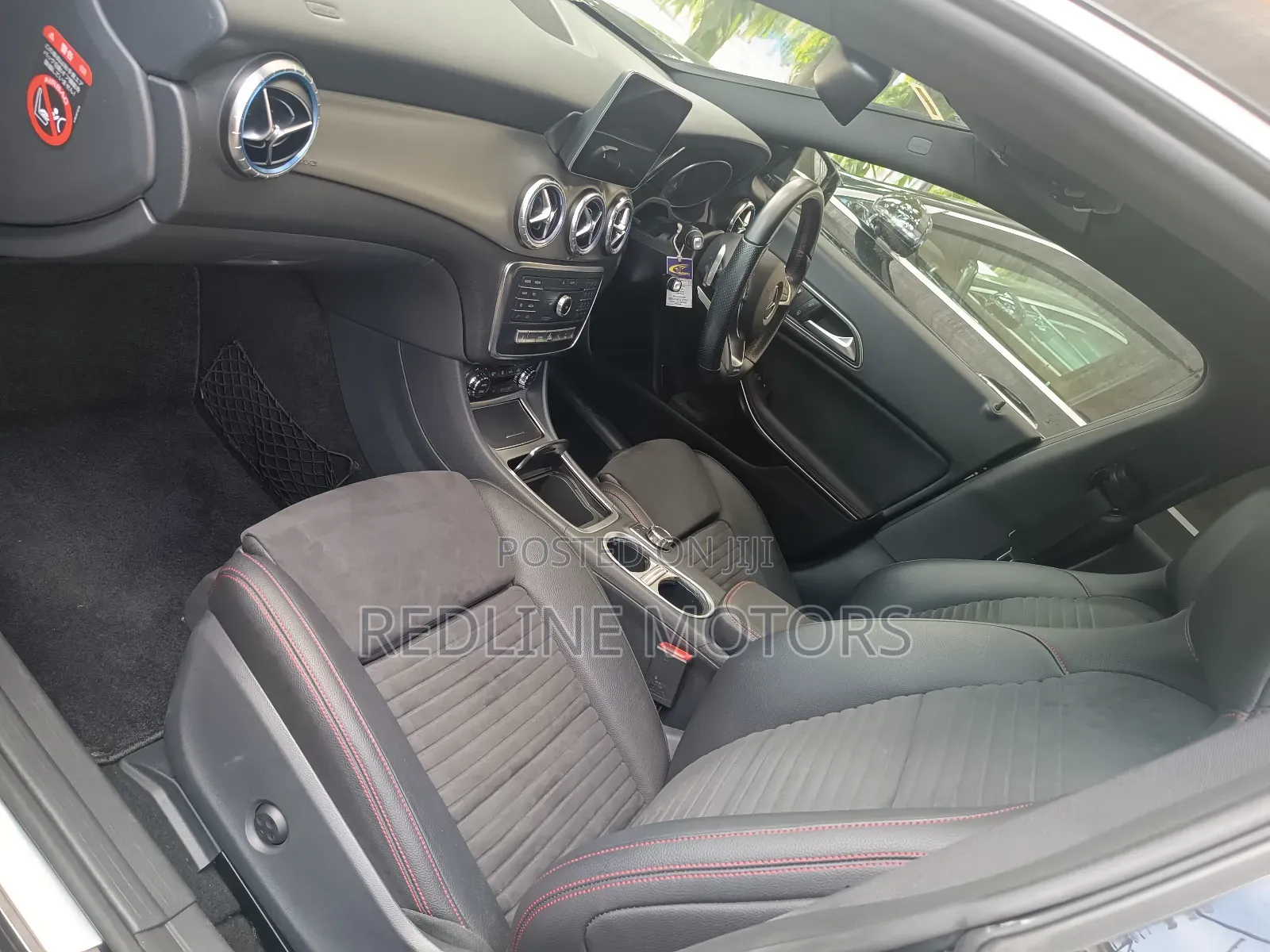 Mercedes-Benz C180 2018 Black