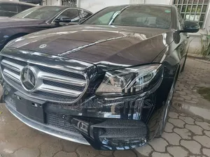 Mercedes-Benz E200 2018 Black
