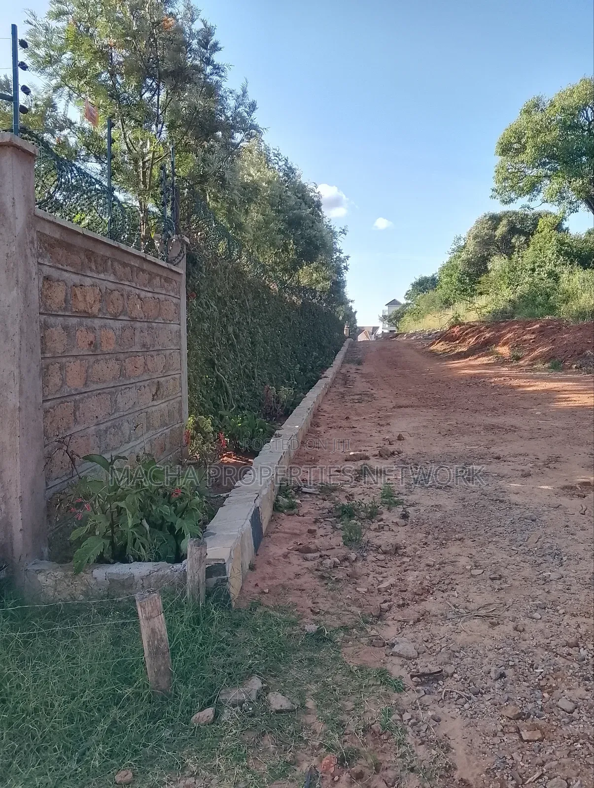 Mua Hills 1,2 or 3 Acres Price 5.5m
