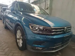 Volkswagen Tiguan 2018 Blue