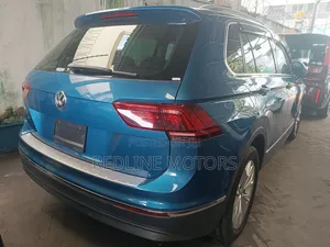 Volkswagen Tiguan 2018 Blue