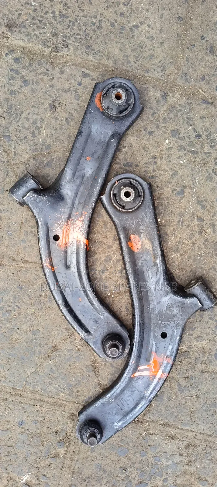 Nissan Wing Road Y12,Note,Tiida,March Arms.