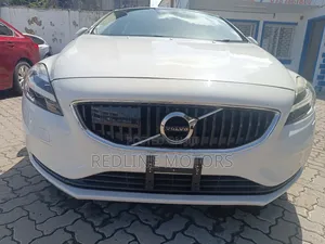 Volvo V40 2018 Gray