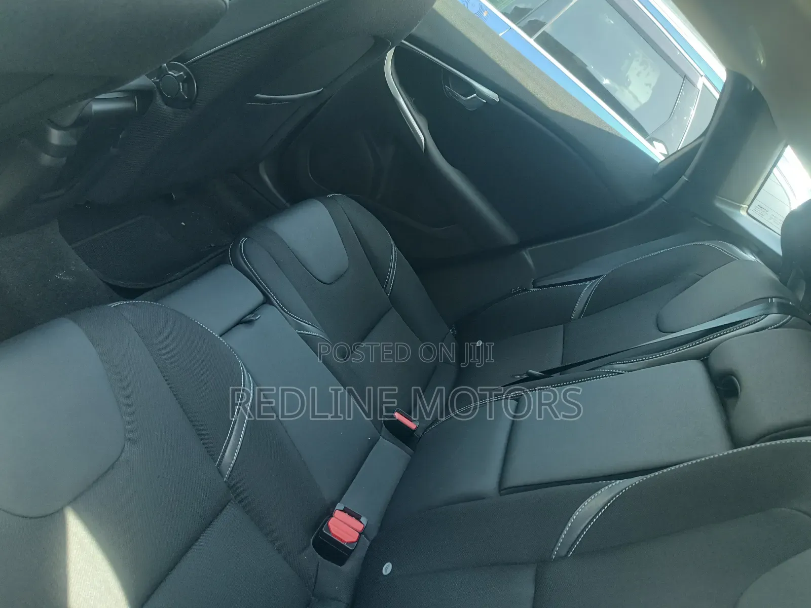 Volvo V40 2018 Gray