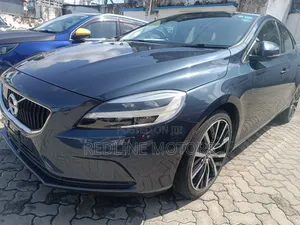 Volvo V40 2018 Gray