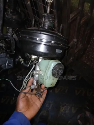 Brake Booster and Brake Master Cylinder Landcruiser Prado 95
