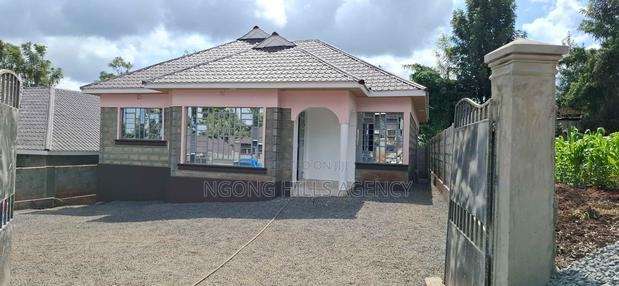 3bdrm House in Kibiko, Kibiku for sale