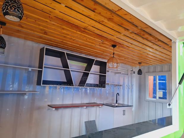 Mobile Container Bar Counter- Perfect for Lounge - thumbnail 3