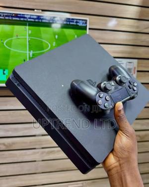 Clean Home Used Ps4 Playstation 4 Slim - thumbnail 2