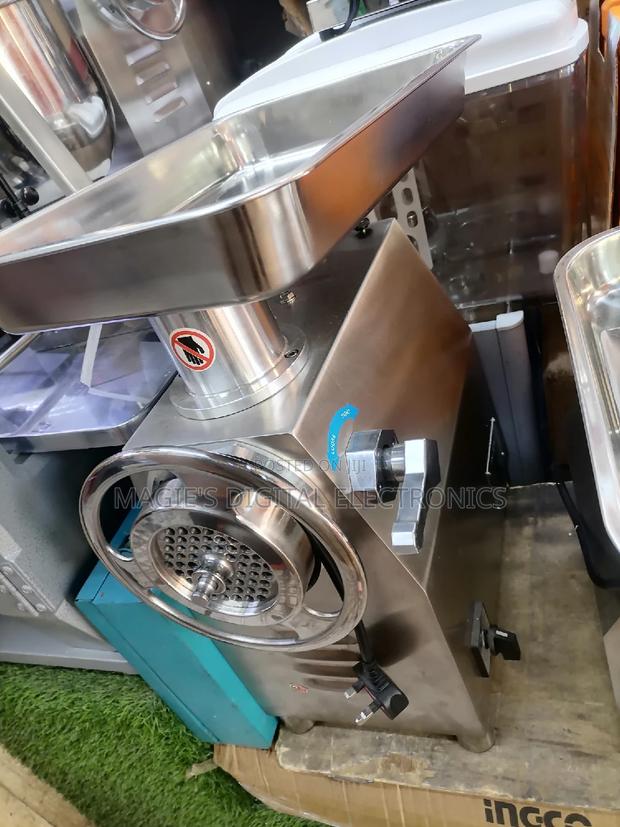 Commercial Standard Tk32 Meat Mincer - main view